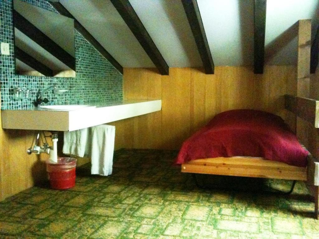 Hotel Stalden Lutschental Quarto foto